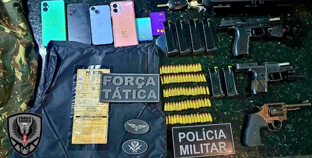 Força Tática prende dupla armada e recupera colete balístico roubado em Natal