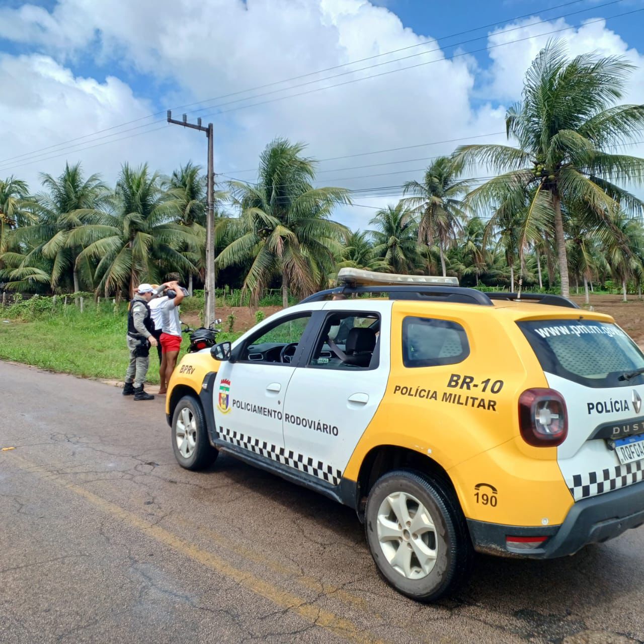 Menor é flagrado pilotando motocicleta em alta velocidade em Nísia Floresta