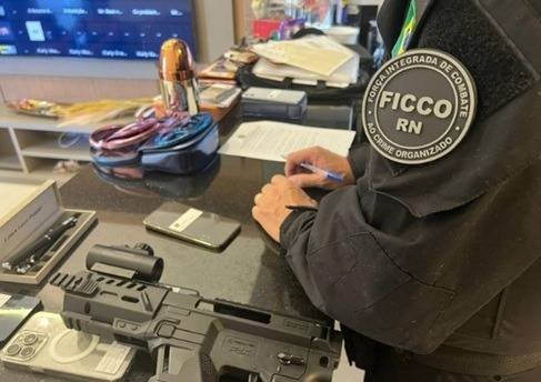 Advogada é presa em operação e núcleo estratégico de facção é desarticulado no RN e mais três estados