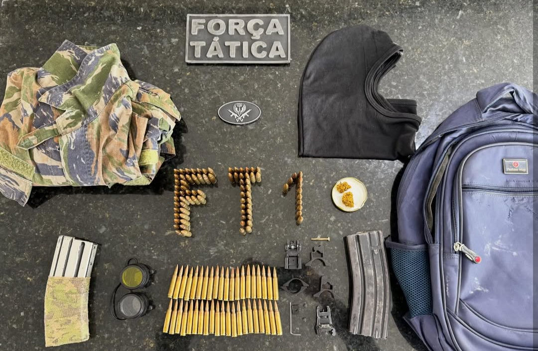 Suspeito é preso com munições e material tático durante operação em Mãe Luíza