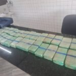 Mulher de 28 anos vinda de Fortaleza é presa com 28 tabletes de crack em Natal