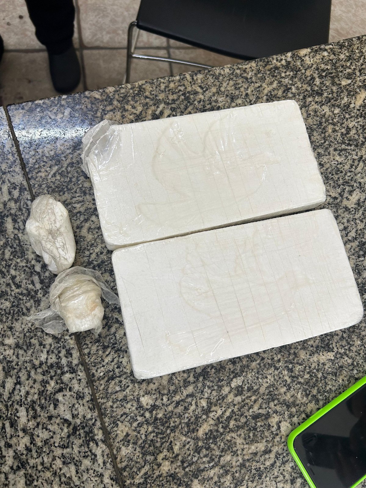 Polícia Militar apreende mais de 2 kg de pasta base de cocaína em Baraúna