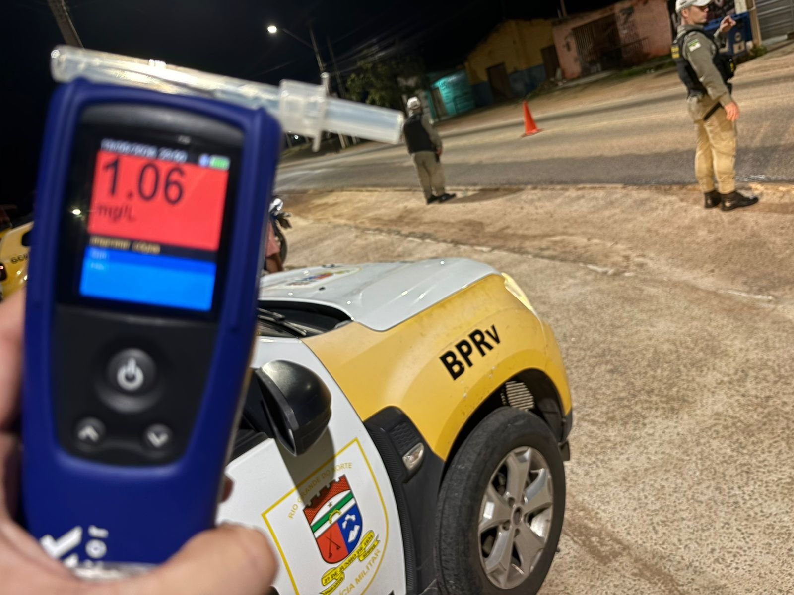 CPRE prende dois motoristas por embriaguez ao volante durante operação em Extremoz