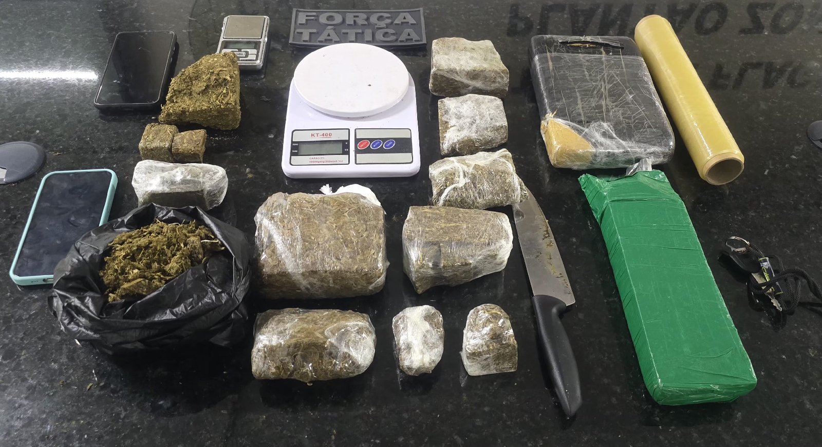 Força Tática do 5º BPM prende suspeito por tráfico de drogas no bairro Nova Descoberta, em Natal
