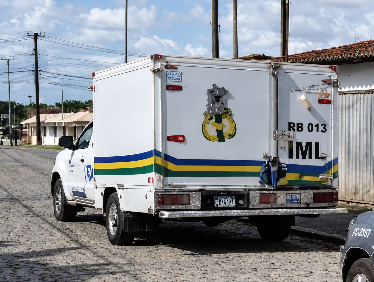 Homem é assassinado e outro fica baleado após atentado no Vale Dourado, na Zona Norte de Natal