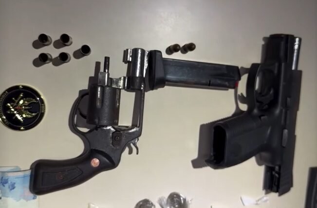 Confronto com PM em Rio do Fogo deixa suspeitos mortos e resulta na apreensão de armas e drogas