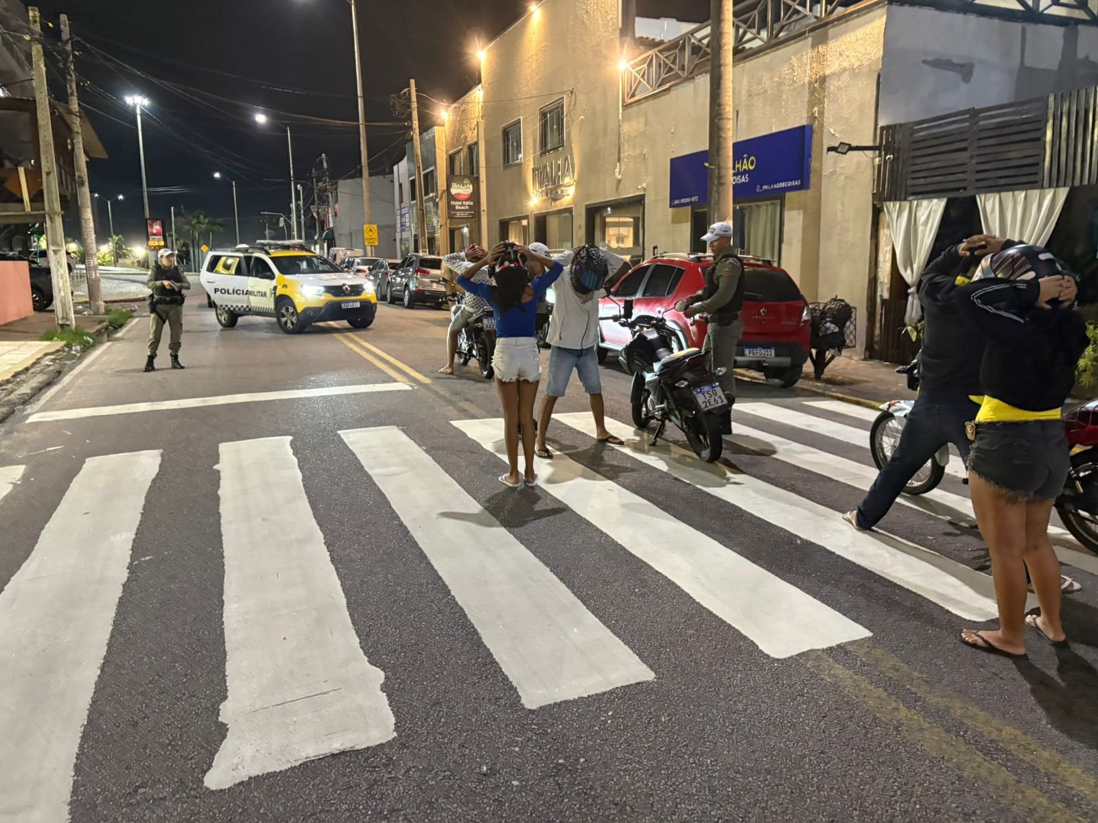 CPRE fecha o cerco contra “rolezinho” e apreende veículos por manobras perigosas na Via Costeira