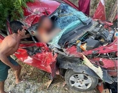 Veículo despenca em ribanceira e deixa mulher presa às ferragens em Alexandria