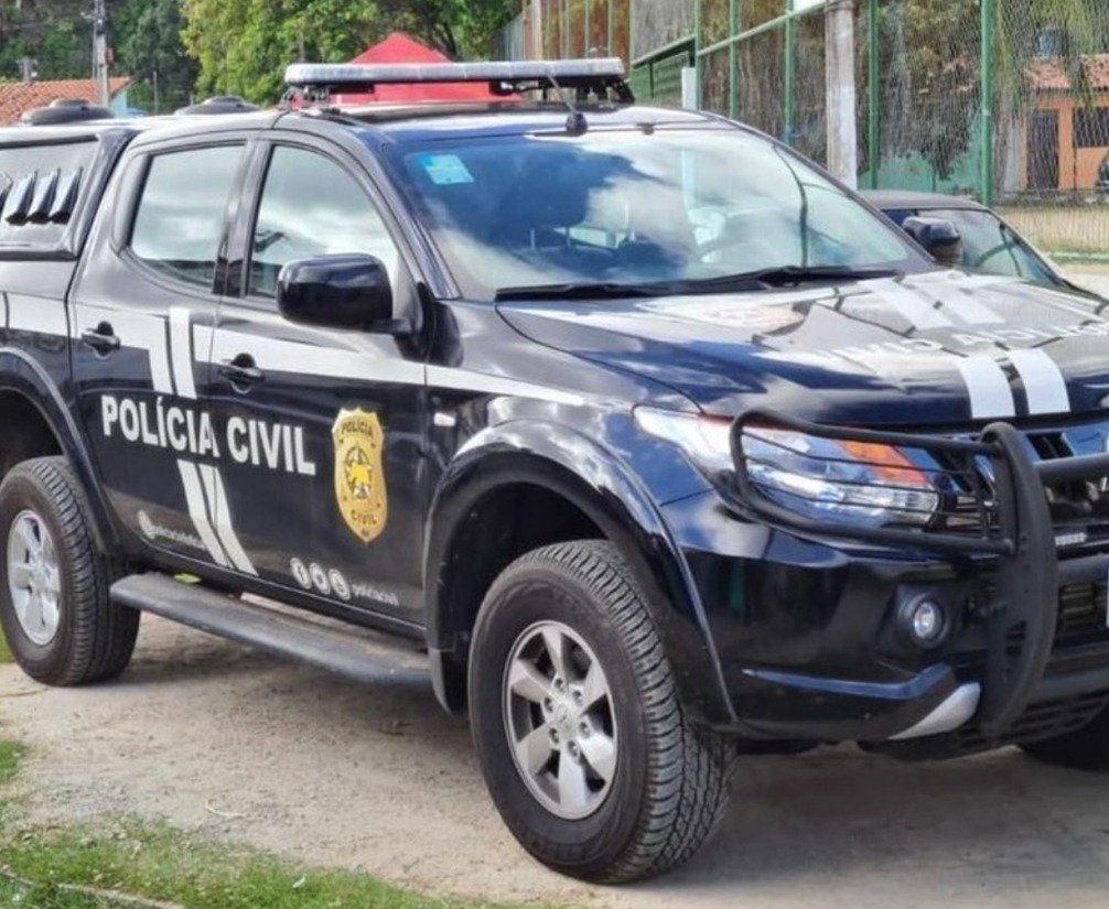 Investigação de homicídio leva Polícia Civil a estourar ponto de tráfico e prender dois suspeitos em Macaíba