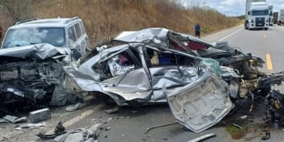 Colisão frontal entre dois carros deixa uma pessoa morta na BR-304 no Agreste potiguar