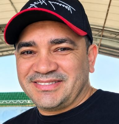 Comerciante é morto a facadas dentro do próprio veículo em Janduís e suspeito é preso