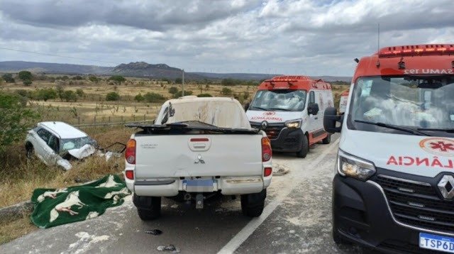 Violenta colisão frontal entre Creta e caminhonete deixa dois mortos e quatro feridos na BR-304 em Riachuelo