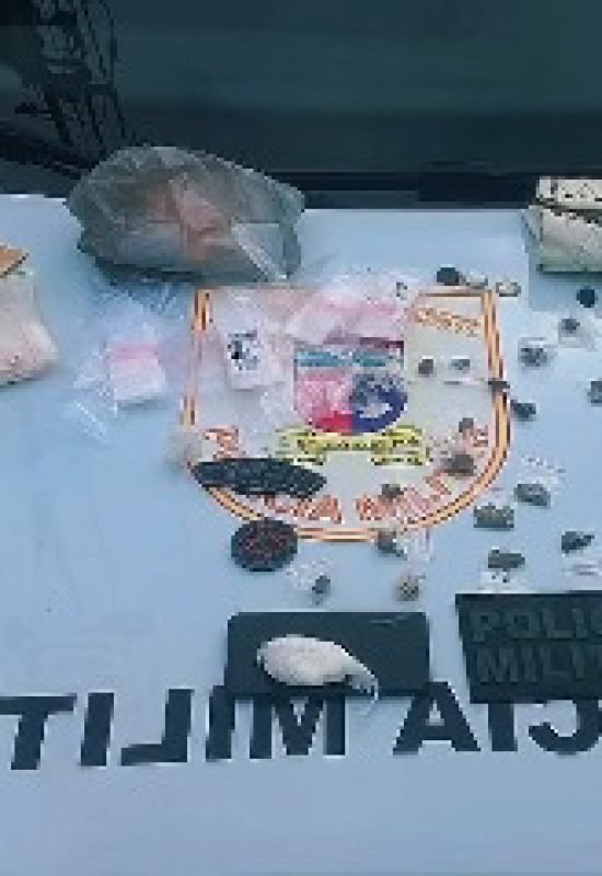 Suspeito tenta fugir pulando muros, mas acaba preso pela PM em Caicó