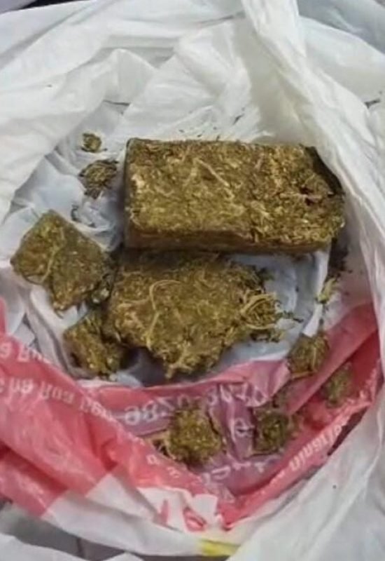 Polícia Militar apreende indivíduo com porção de maconha durante patrulhamento em Parelhas