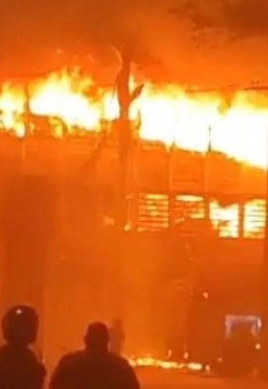 PortalBO/PE: Incêndio de grandes proporções destrói prédio de inovação e pesquisas científicas da UFPE no Recife