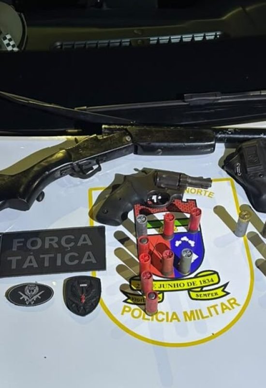 PM prende homem e apreende armas de fogo após denúncia de disparos na zona rural de Macaíba