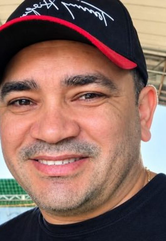 Comerciante é morto a facadas dentro do próprio veículo em Janduís e suspeito é preso