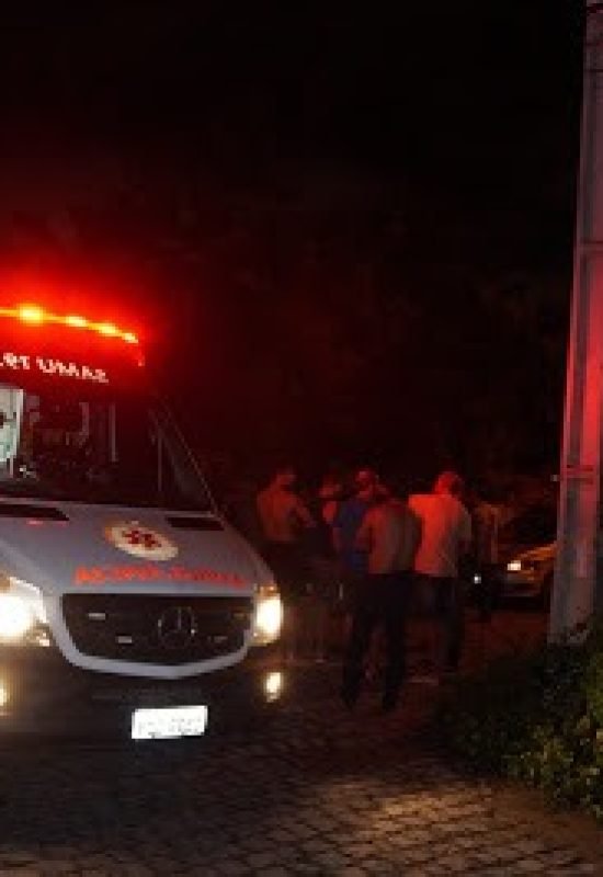 Ataque a tiros deixa idoso e adolescente feridos em residência no município de Grossos