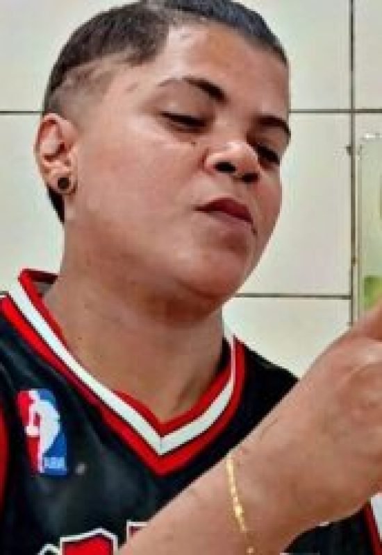Mulher é assassinada a tiros dentro de estabelecimento comercial na praia de São Cristóvão em Areia Branca